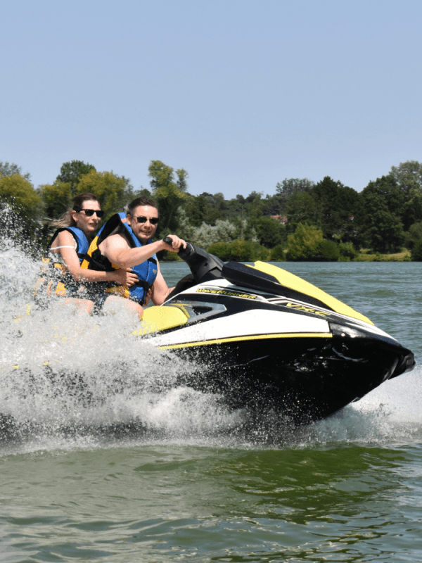 jet ski au lac terre d'auge